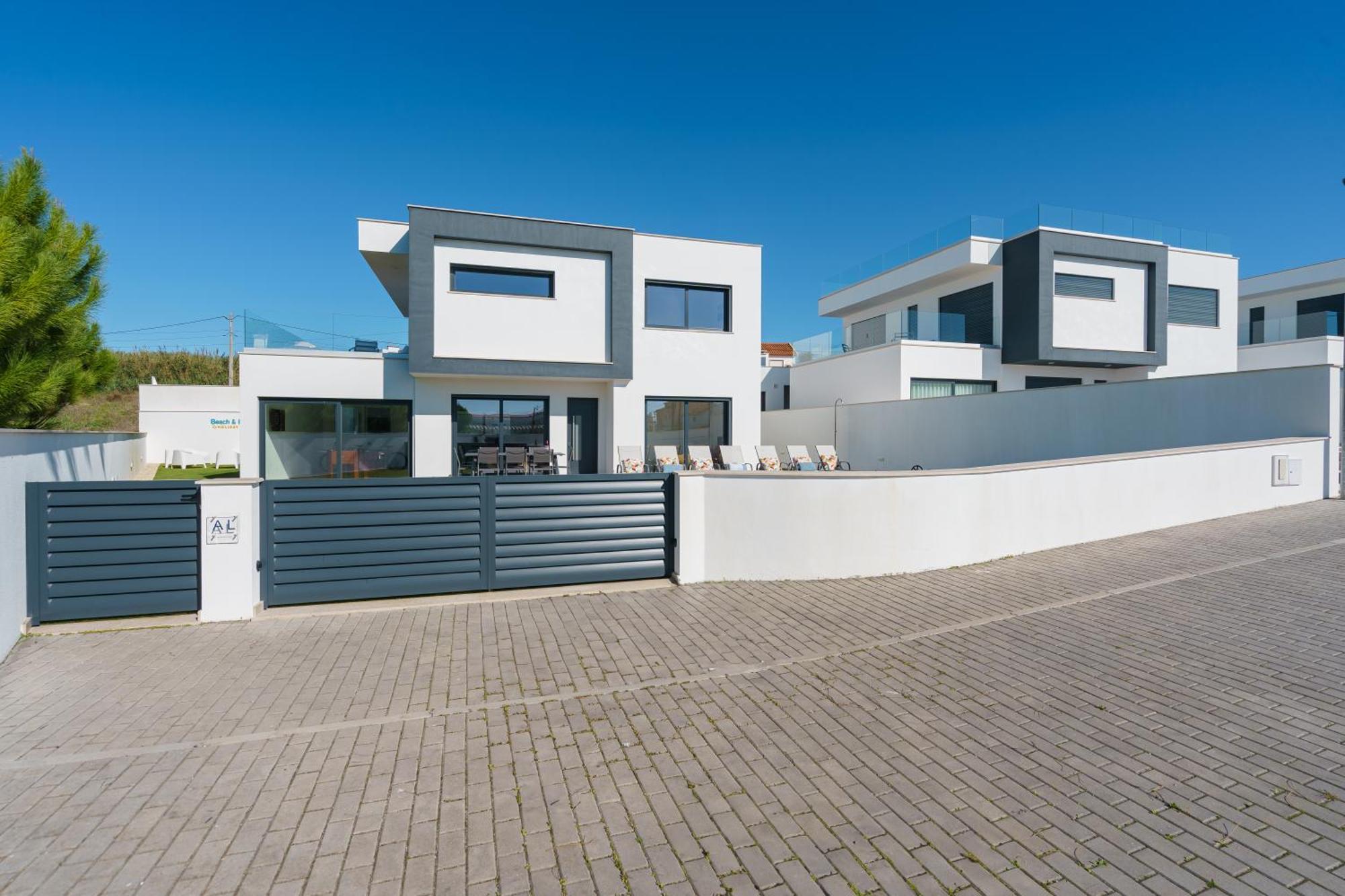 Villa Beach And Friends With Ocean View Lourinhã Eksteriør billede